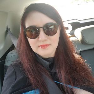 Meet your Posher, Michelle costa